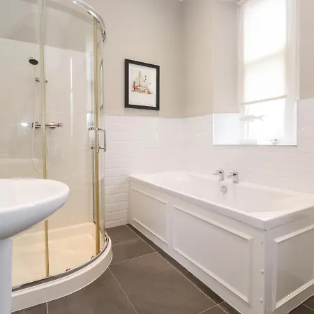 Church View Casa de Férias *